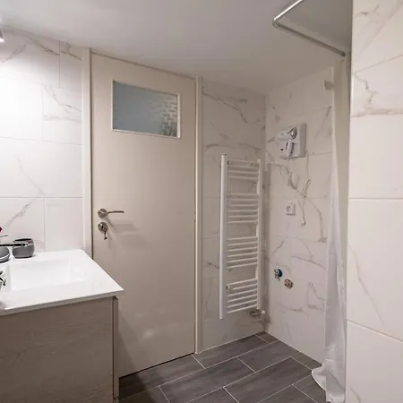 Agios Ioannis Metro St. 2 Bedrms 6 Pers. Apartment