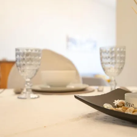 Apartment Agios Ioannis Metro St. 2 Bedrms 6 Pers.