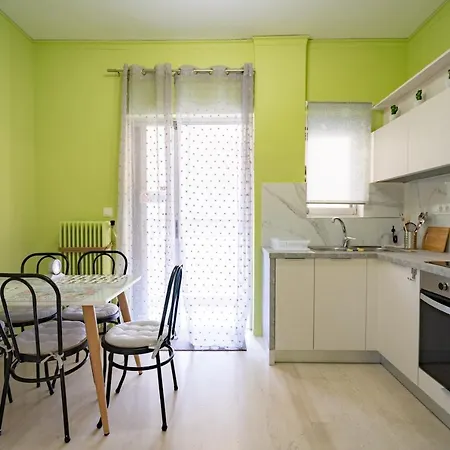 Agios Ioannis Metro St. 2 Bedrms 6 Pers. Apartment